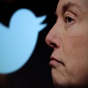 Processo Twitter, il tribunale federale accusa Musk: «Ha ingannato gli azionisti»