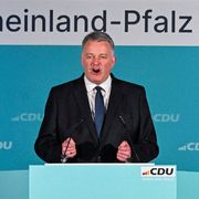 La Renania certifica il crollo della Spd. Vince la Cdu, l'ultradestra fa il suo record