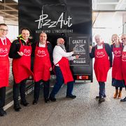 Generali Italia a sostegno del progetto "PizzAutobus"