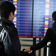 Voli cancellati, disdette e caro-carburante: la guerra in Iran paralizza il turismo globale