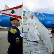 Il Papa: «Bandire i bombardamenti sempre più tecnologici: non è progresso ma regresso»