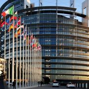 L'Ue “rivuole” l’abuso d’ufficio. Ma FdI dice no