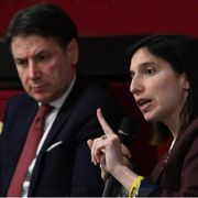 Dietro l’enfasi delle primarie poche certezze e tanti nodi