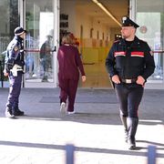 La violenza a scuola ci interroga. Prima cosa: stare con la vittima