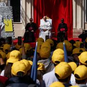 Il Papa: Carlo Acutis patrono del web. No alla frenesia di like, reel e chat