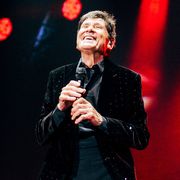 Gianni Morandi:  «In tour pensando alla pace»