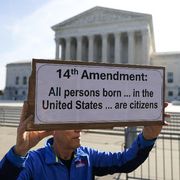 Trump ma non solo: tutti i governi che hanno limitato il diritto di cittadinanza