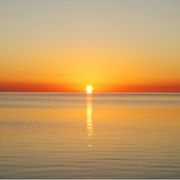 «Ciascuno di noi sia segno della presenza di Cristo risorto»