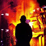 Nelle acciaierie di Brescia
si lavora anche a Pasqua