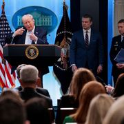 L'ultimatum «definitivo» di Trump su Hormuz scade stanotte. È la exit strategy?