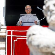 Leone XIV: «Perseveriamo nell'invocare il dono della Pace»