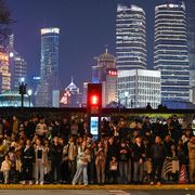 «In Cina il supermarket della maternità surrogata»