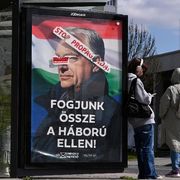 Si aprono le urne a Budapest. Ma è tutta l'Unione ad andare al voto