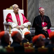 Il monito del Papa ai potenti della terra: «Fermatevi, è il tempo della pace»