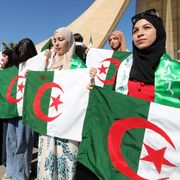 «Dialogo con l'islam e sguardo ai migranti»: la prima volta di un Papa in Algeria
