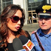 Nicole Minetti e la grazia che ha fatto discutere (a vuoto)