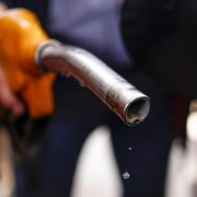 Lo spettro recessione c'è. Il boom del petrolio affonda la crescita: ci sono tre scenari