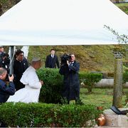 Il Papa sui passi di Agostino: «Dio è straziato dalle guerre e non sta con i prepotenti»