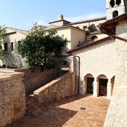 Meno strutture, ma più posti letto e servizi: così cambia l'ospitalità religiosa