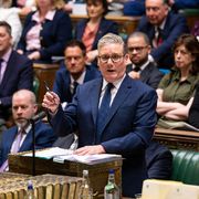 «L’aborto fino alla nascita, un colpo ai diritti umani»: arriva la “supplica” a re Carlo