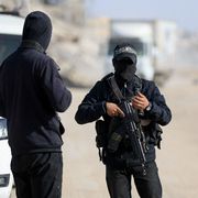 Palestina, Hamas apre al disarmo e tratta con Abu Mazen: è la prima volta