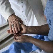 Le tre lezioni “politiche” di Papa Leone XIV