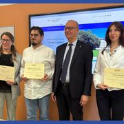 Prof mettono in salvo la classe: premiati da Valditara