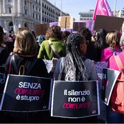 Crescono violenze sessuali in Ue: «C'è più consapevolezza, ma non basta»