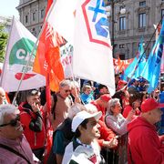 Primo Maggio di festa o di lotta? La risposta è la solidarietà