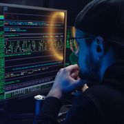 È allarme cyberattacchi in Europa: dalle frodi allo sfruttamento online