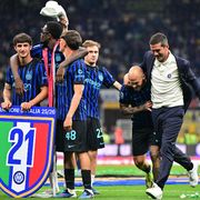 L'Inter si tinge di tricolore in un calcio italiano da "azzurro tenebra"