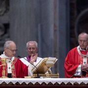 Il cardinale McElroy assieme a Leone XIV durante la Messa celebrata in San Pietro lo scorso 29 giugno per i santi Pietro e Paolo