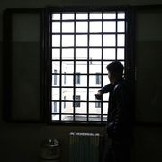Le carceri sull’orlo del collasso: superata quota 64mila detenuti