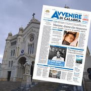 Domani torna in edicola Avvenire di Calabria: la maternità, il caso Moro, la sfida elettorale per Reggio e il primo anno di Leone XIV