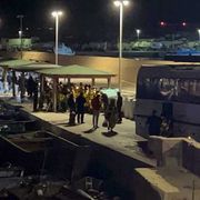 Lo sbarco di 55 persone originarie di Camerun, Costa d'Avorio, Gambia, Guinea, Mali, Nigeria e Sierra Leone a Lampedusa, soccorse da una motovedetta della Guardia di finanza a Lampedusa / ANSA
