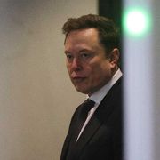 SpaceX si quota in Borsa, OpenAI la insegue: assalto a Wall Street