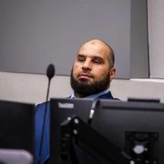 «Noi, schiavi di Almasri e Albuti». In aula all’Aja le torture libiche riaprono le ferite delle vittime