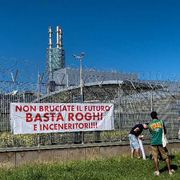 I familiari delle vittime della Terra dei fuochi:
«Il Papa a casa nostra,
gioia che vince la paura»