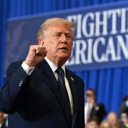 «Pronta l’intesa fra Stati Uniti e Iran». Trump sente i Paesi del Golfo, l'enigma Israele