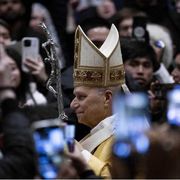 La prima enciclica del Papa: lavoro, guerra, informazione, “no” al potere degli algoritmi in mano a pochi che dominano l’umanità