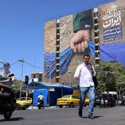 Scene di vita quotidiana a Teheran