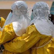 Medici in azione in Congo per arginare i contagi di Ebola