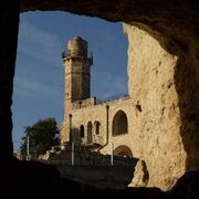 La torre del sito di al-Nabi Samwil-Nabi Samuel, il luogo di sepoltura del profeta Samuele a nord di Gerusalemme
