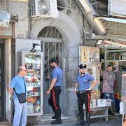 Giovanni accoltellato a 12 anni dal padre: la droga avvelena la mente, stiamo vicini a quel bambino