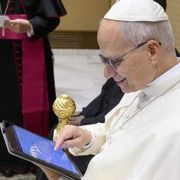 Intelligenza artificiale e mondo educativo, i tre principi di Papa Prevost