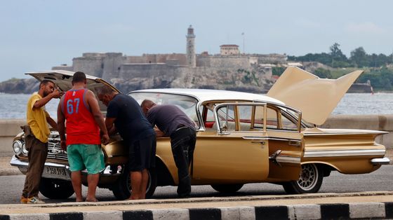 Viaggio a Cuba, dove continua la grande fuga