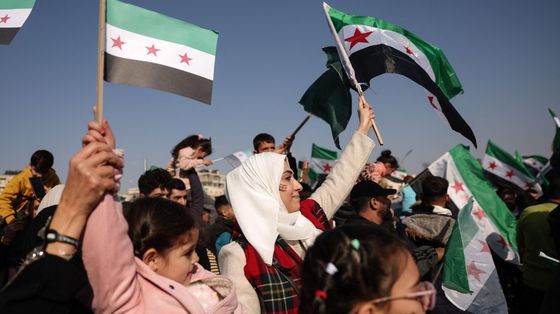 Siria, un anno senza gli Assad. Ad esultare, però, è solo al-Shaara