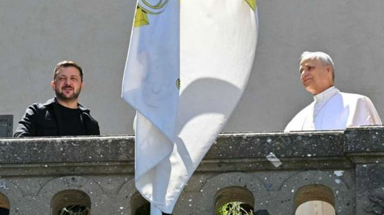 Zelensky a Castelgandolfo nel corso dell'ultimo incontro con Leone XIV, a luglio