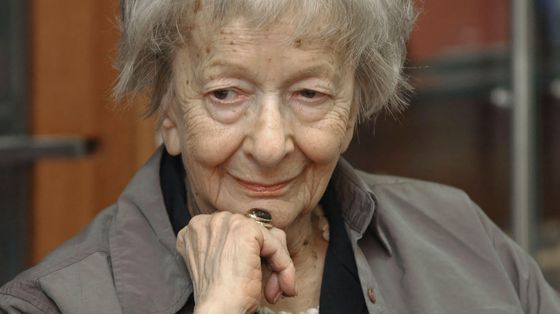 Wisława Szymborska, comunista pentita