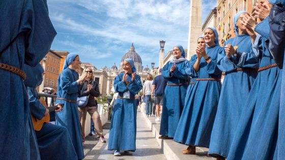 Il Giubileo raccontato per immagini con i volti dei pellegrini